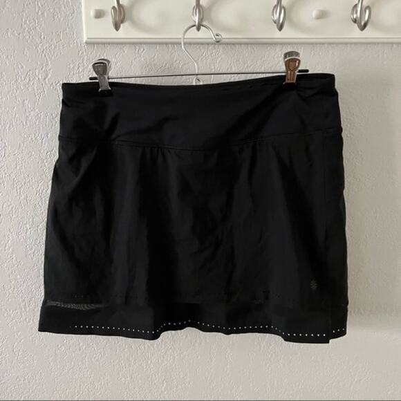 Athleta Laser Run Athletic Skort in Black - Picture 2 of 9